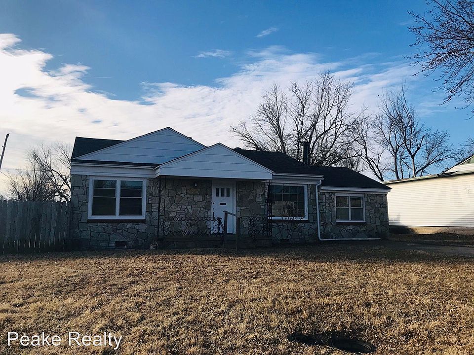 1st image of 4632 SE 27th St
