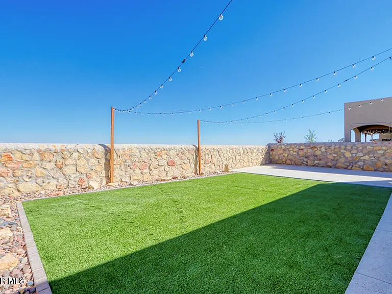 12515 Triple Crown Ave — Photo 35