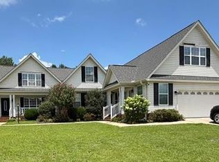 304 Shadowood Ln, Greenwood, SC 29649
