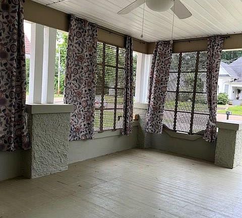 2nd image of 626 Louisiana Ave