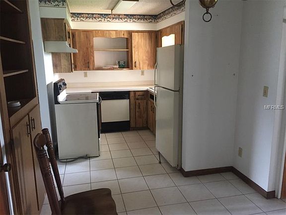 5th image of 1315 Waterview Blvd W