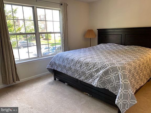 5th image of 12105 Green Ledge Ct APT 201