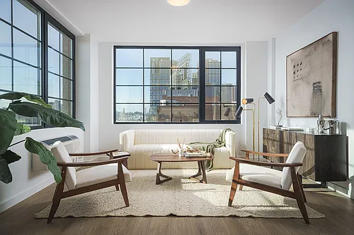 40 Bruckner Blvd Photo 1