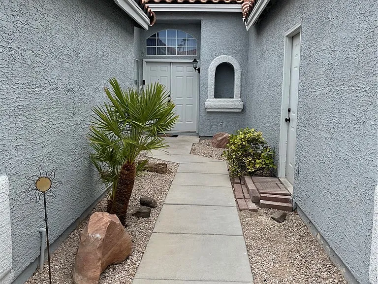 7724 Rye Canyon Dr — Photo 4