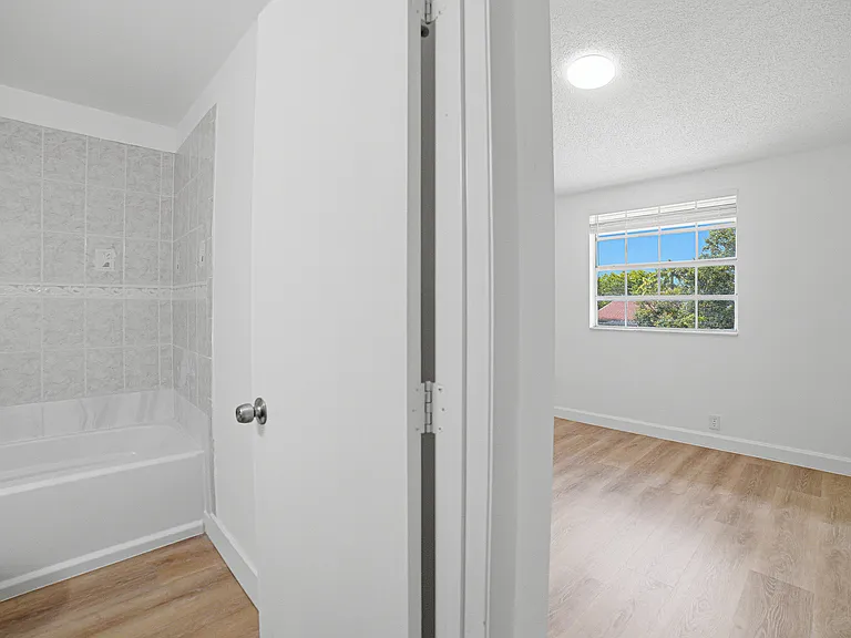 8207 Fairway Rd — Photo 19