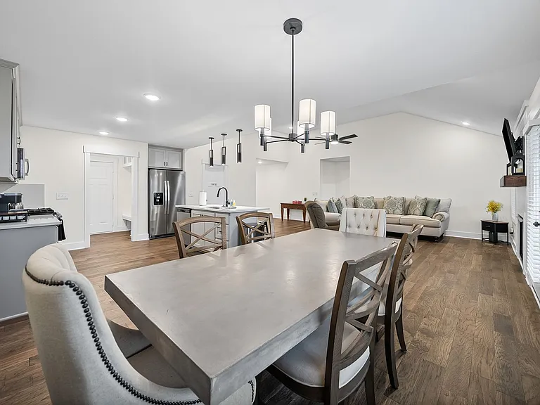 1601 Collins View Way — Photo 10