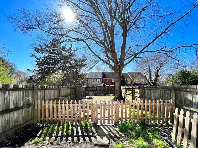 1103 London Company Way — Photo 22