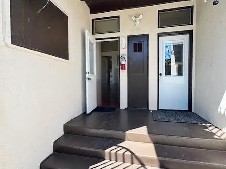 1154 E Appleton St #4 — Photo 9