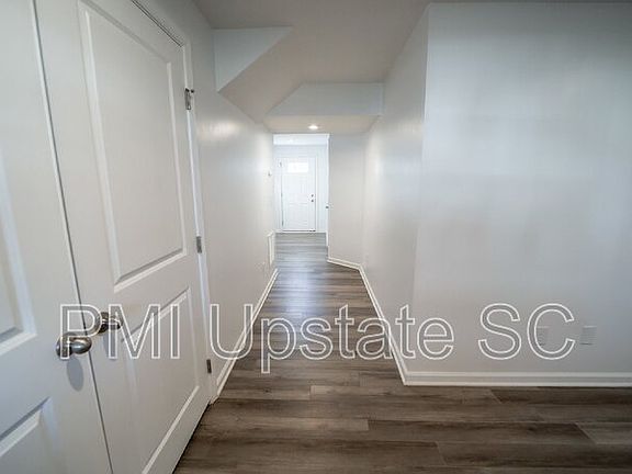 3rd image of 226 Coldwater Creek Ct