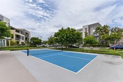101 Bowery — Photo 22