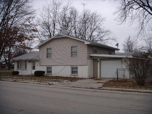 1st image of 711 E Durham St