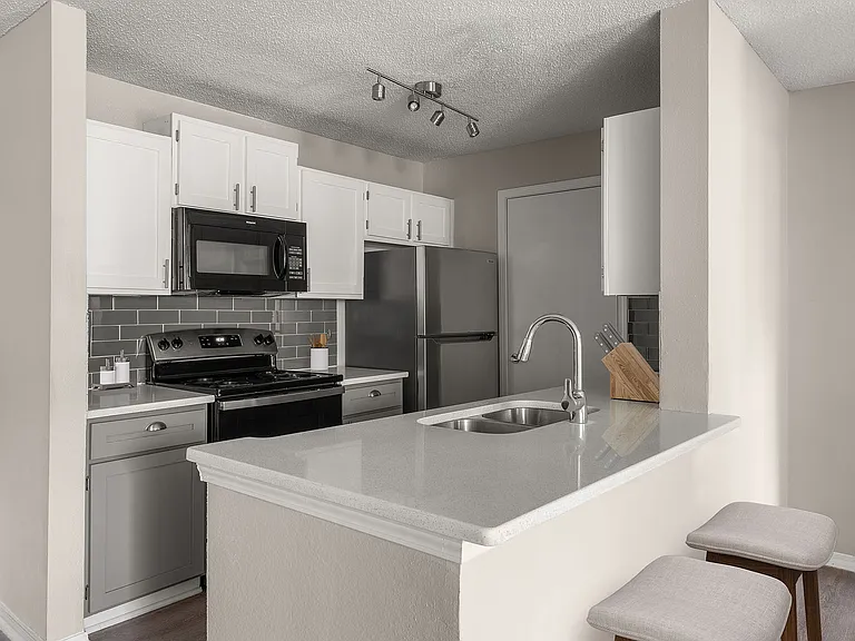 C242920_Sirona_104_KITCHEN_02_03_VS