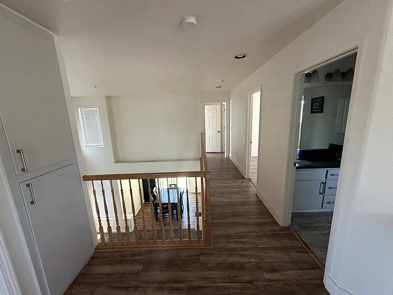 1537 Oyster Bay Ct — Photo 24