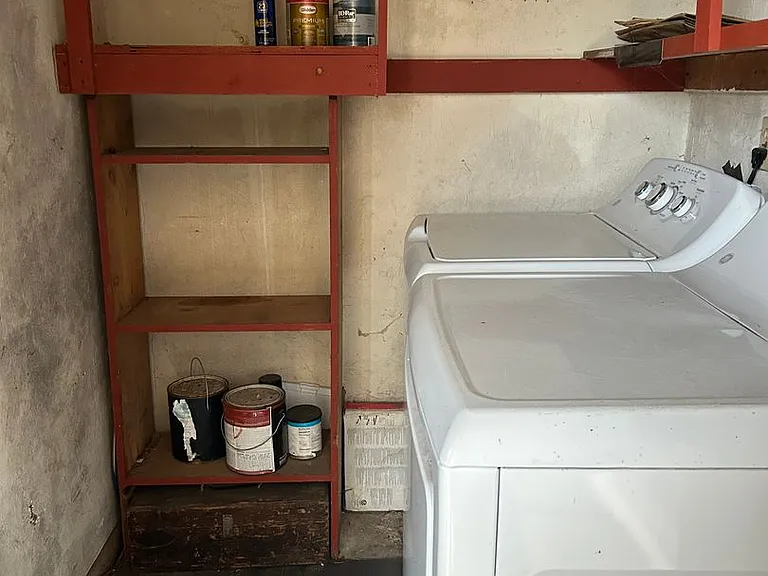 7005 SW 46th Ave — Photo 22