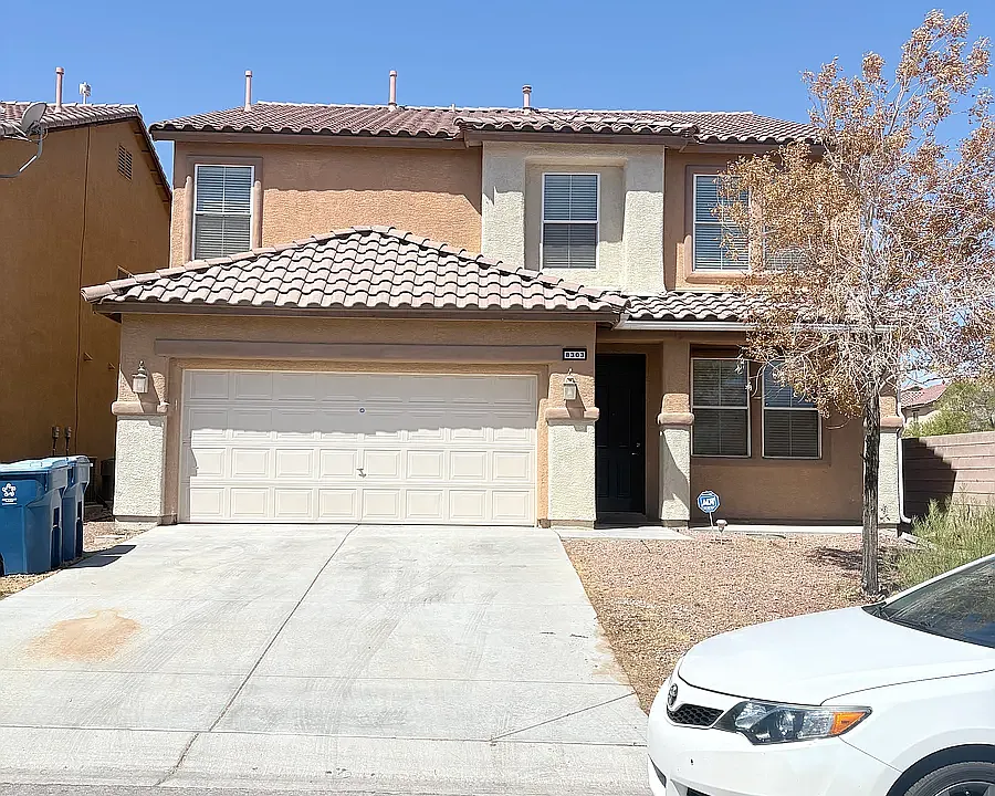 8303 Kimberly Diamond St