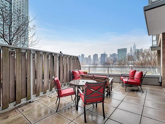 2nd image of 4630 Center Blvd APT 206