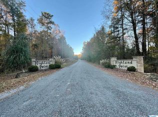 12 Meadow Creek Rd, Gadsden, AL 35905