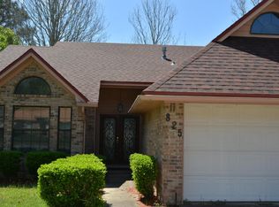 825 Overbrook Dr, Fort Walton Beach, FL 32547