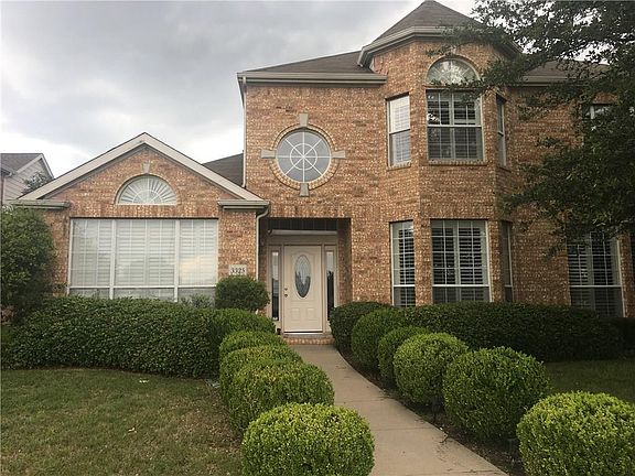 2nd image of 3325 Marcedonia Dr
