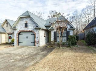 136 Springdale Dr, Gardendale, AL 35071