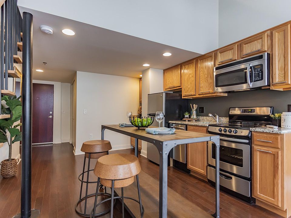 1st image of 108 S 16th St #610