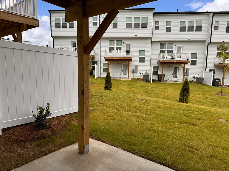 9214 Delaney Dr NW — Photo 3