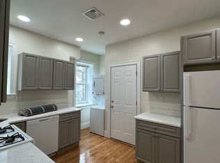 2016 Massachusetts Ave, Cambridge, MA 02140
