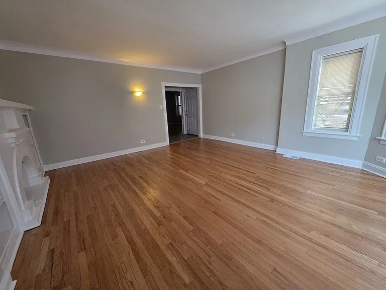 7719 S Essex Ave #1 — Photo 4