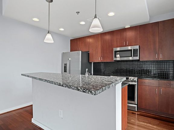 5th image of 250 Pharr Rd #1914