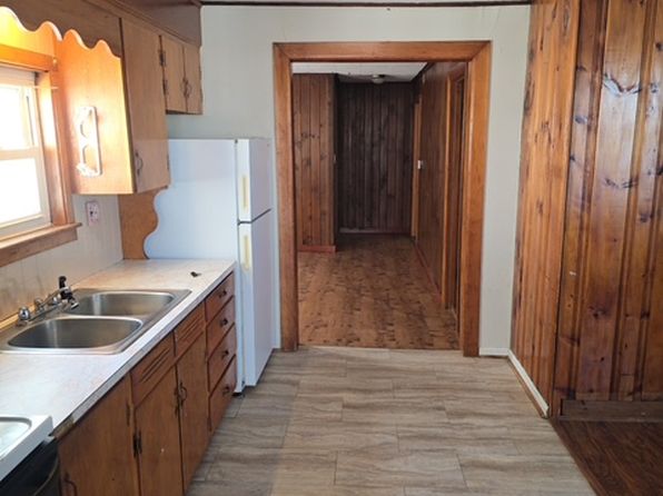 93 Stratton Rd APT 2