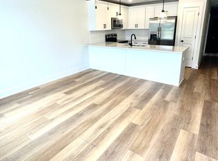 338 Woods Rd #B, Portland, TN 37148