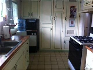 2nd image of 1120 E Lemon Ave