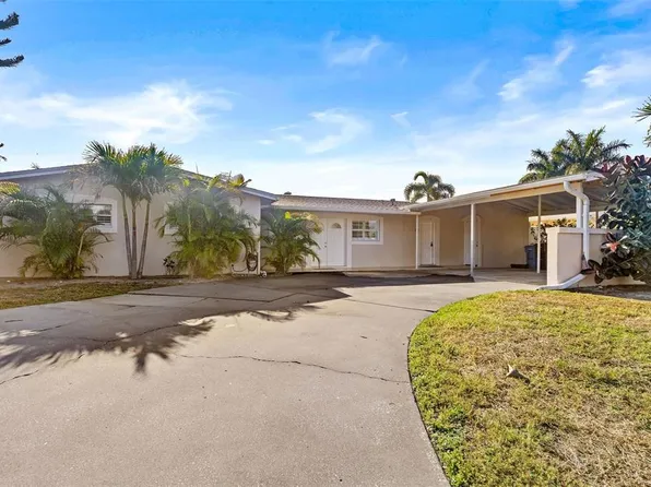 3945 Fontainebleau Dr, Rocky Point, FL 33634