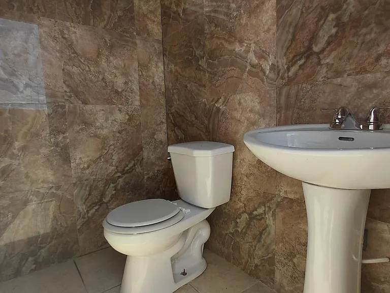 245 Urbanizacion Colinas Del Prado — Photo 14