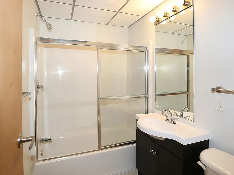 The Sidway Apartments & Lofts — Photo 6