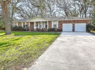 1305 Orange Grove Rd, Charleston, SC 29407