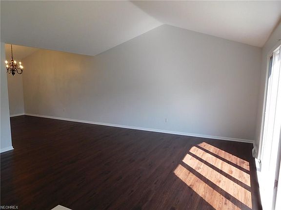 3rd image of 210 Normandy Dr