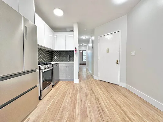 Rented by Doorway NYC, LLC | media 36