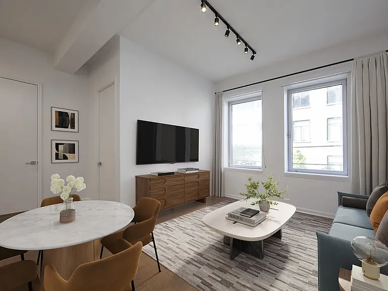 148 N 10th St #2G — Photo 1