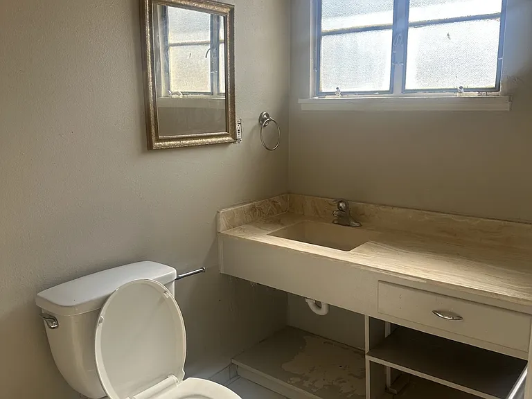 5016 Palo Duro Ave NE — Photo 16