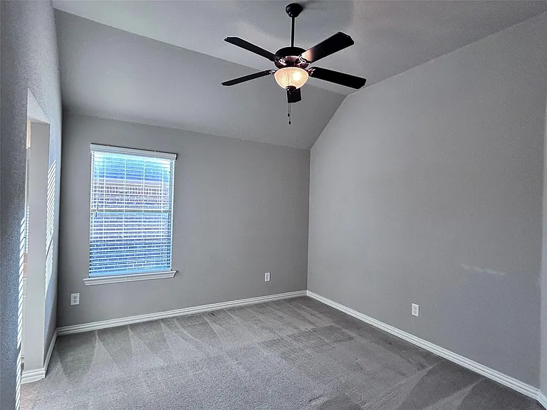 902 Panther Ln — Photo 20