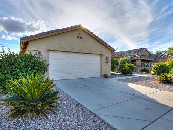 2nd image of 2607 E Desert Wind Dr