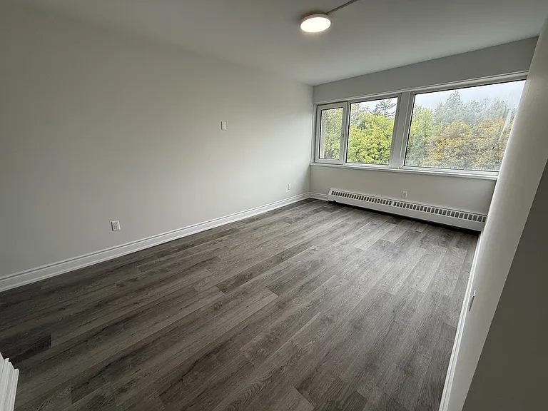 807 Frederick St — Photo 20