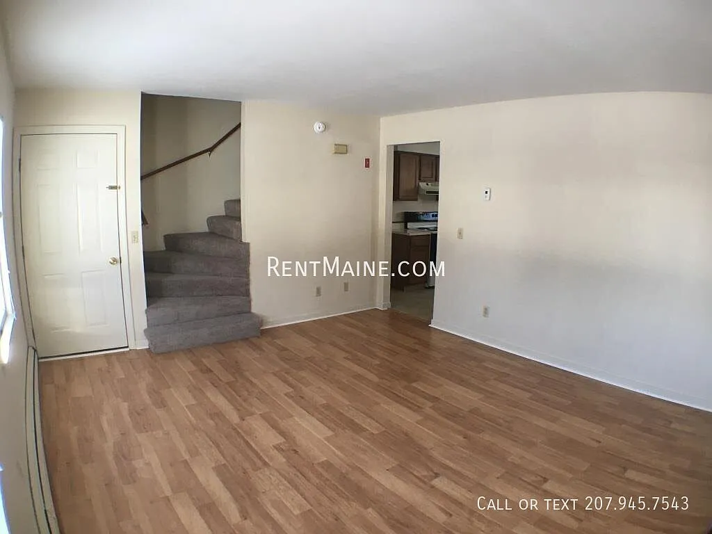 2 bed, $1,600 — Photo 4