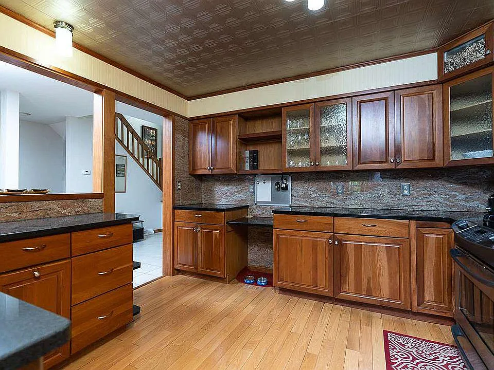 46 Empire Cir — Photo 4