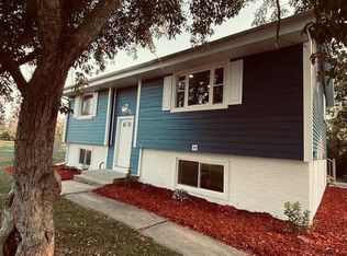 2625 Bittersweet Ct, Racine, WI 53402
