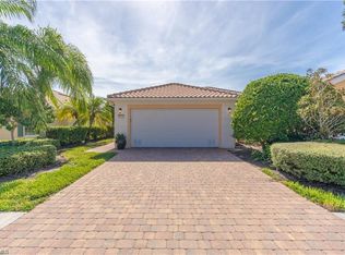 7640 Rozzini Ln, Naples, FL 34114