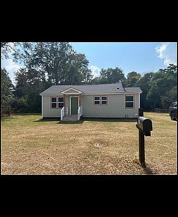 2nd image of 221 Schumpert St