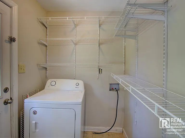 125 Tiffany Ln — Photo 16