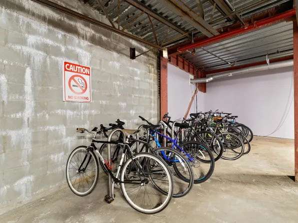 2727 Henry Hudson Parkway West image 23 of 30